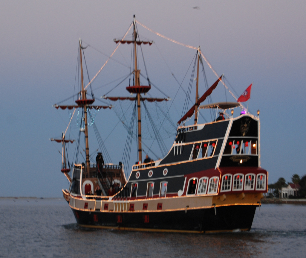 Pictures Of Old Pirate Ships 40